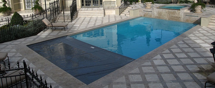 automatic pool safety covers